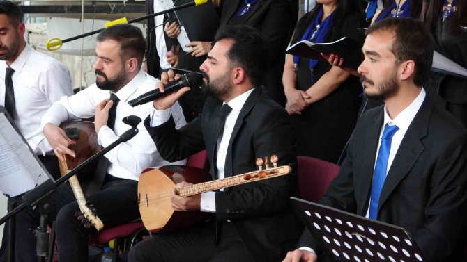 Farklı Meslek Gruplarından Oluşan Koroya Yoğun İlgi