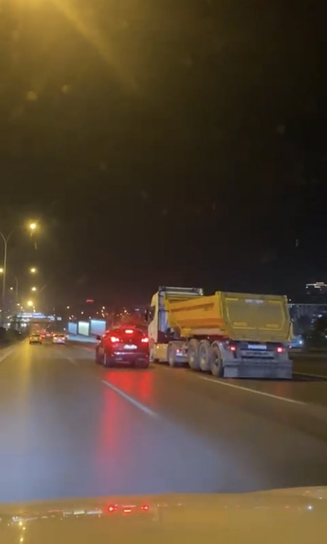 Maltepe’de Hafriyat Kamyonu Makas Atarak Trafikte Terör Estirdi