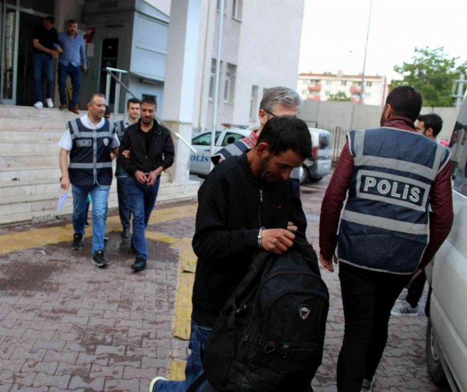 Kayseri’de ’Kapan’ Uygulamasında Aranan 20 Kişi Yakalandı