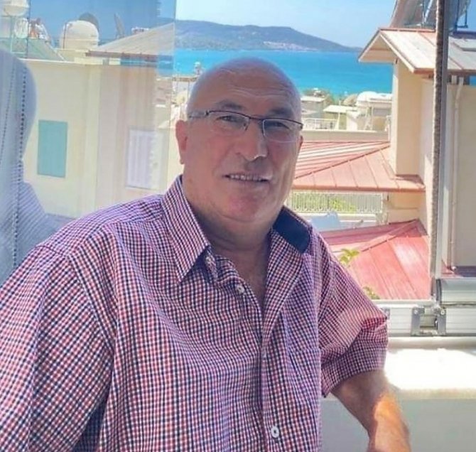 Virajı Alamayan Traktördeki 2 Çiftçi Hayatını Kaybetti