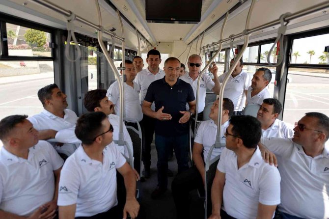 Mersin’de Otobüs Şoförlerine ’İleri Sürüş Teknikleri Eğitimi’