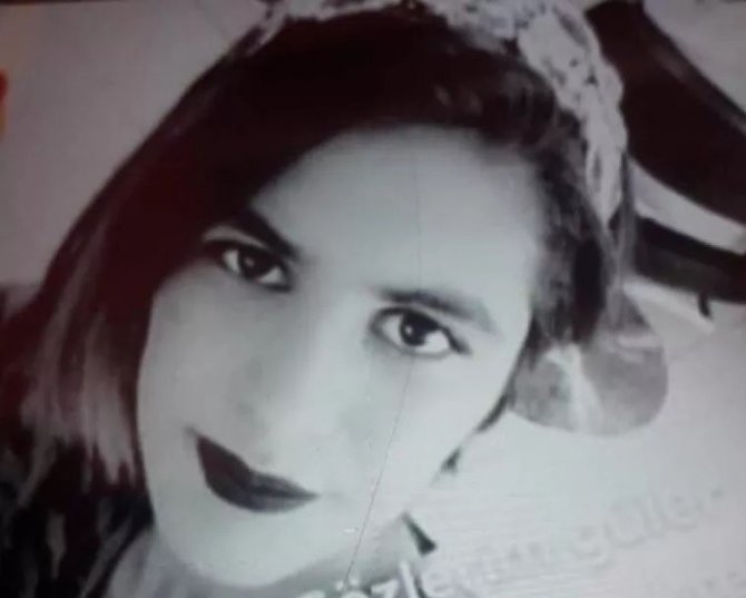 Belinden Çıkarıp Gösterdiği Silah Ateş Aldı, Genç Kız Hayatını Kaybetti