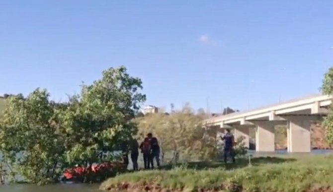 Adada Mahsur Kalan Genci Ekipler Kurtardı