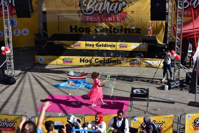 Tuzla’da Üç Gün Süren Bahar Festivali Sona Erdi