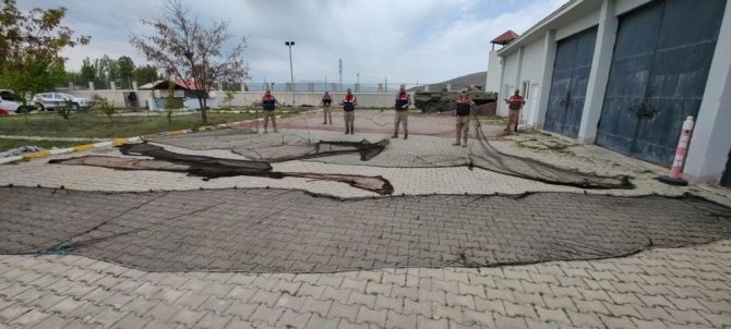 Muradiye’de Kaçak Avlanmış 11 Ton İnci Kefali Ele Geçirildi