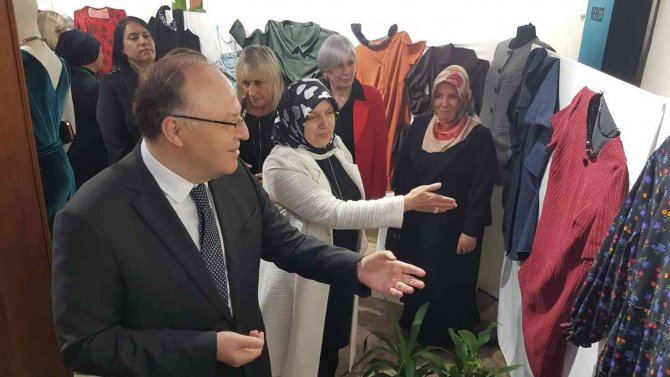 Giyim Sergisi Açıldı