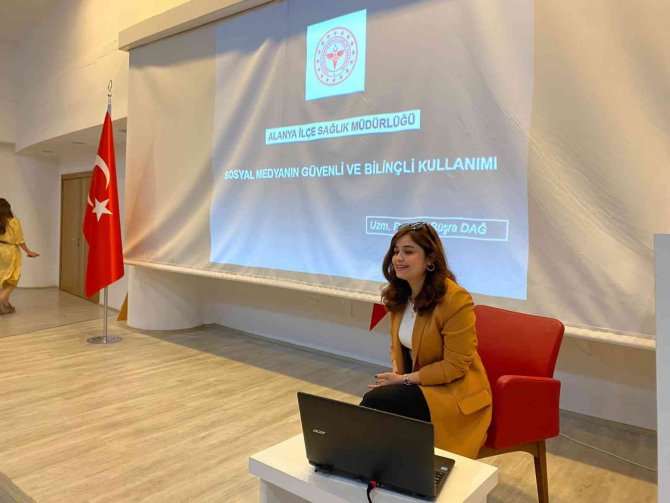 Alanya Hep’te ‘Sosyal Medyada Siber Zorbalık’ Konuşuldu
