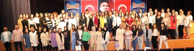 ’’Geçmişten Günümüze Hemşirelikte Değerler’’ Sempozyumu