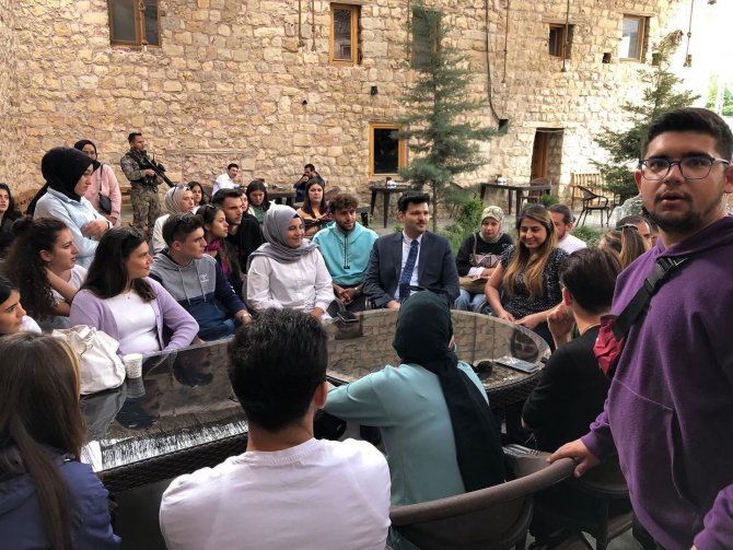 Antalyalı Üniversite Öğrencileri Çukurca’yı Gezdi