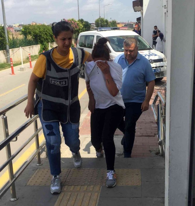 Dayakçı Kocasını Keser Sapıyla Dövüp, Bıçakladı