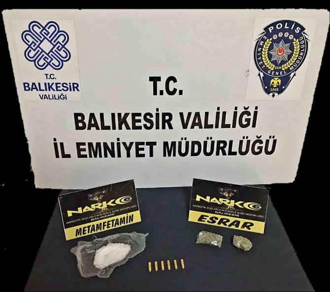 Balıkesir’de Polis Ve Jandarmadan ’Huzur’ Operasyonu