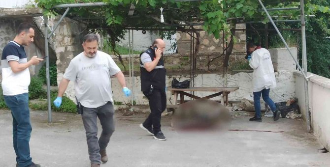 Bursa’da Dehşet: Tartıştığı Kadını Öldürdü Ardından İntihar Etti