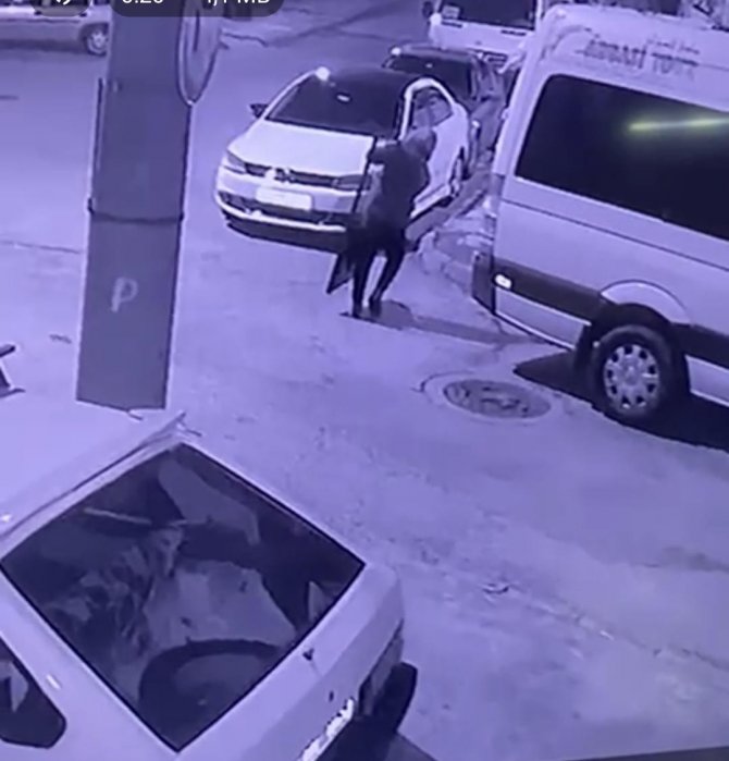 Bursa’da Soğukkanlı Hırsız Bahçe Kapısını Çaldı