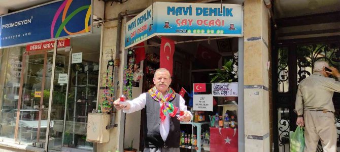 Bu Esnaf Çayı Hala 1 Liradan Satıyor