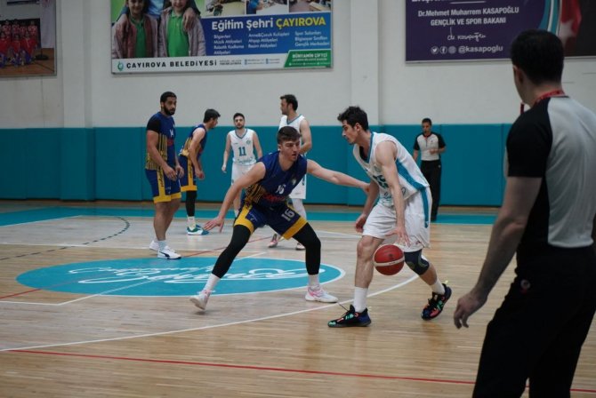 Çayırova Belediyesi Basketbol Takımı Play Off’larda