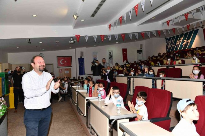 Çiğli Belediyesinin İklim Değişikliği Ve Sıfır Atık Mücadelesi Sürüyor