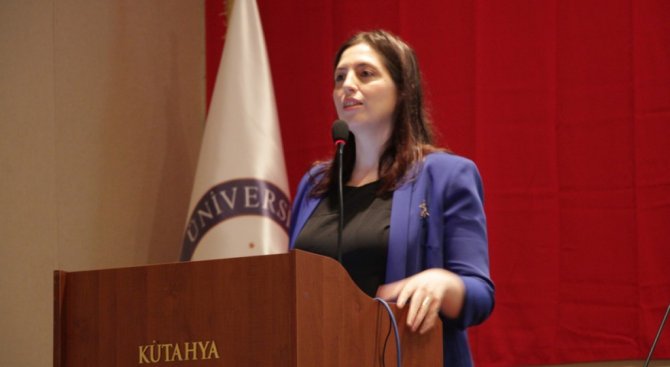 Dpü’de “Arıların Sesi Ol” Konulu Konferans