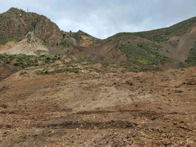 Erzurum’da Heyelan: 3 Yaralı