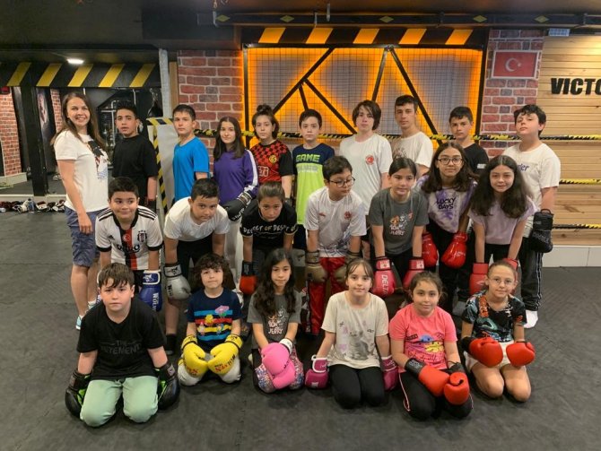 Çocukların Yeni Sosyalliği Kick Boks Salonları Oldu