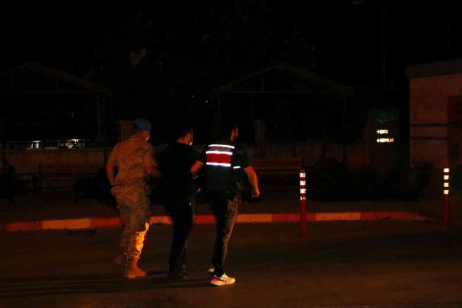 İ̇zmir Merkezli 26 İlde Eş Zamanlı Fetö Operasyonu