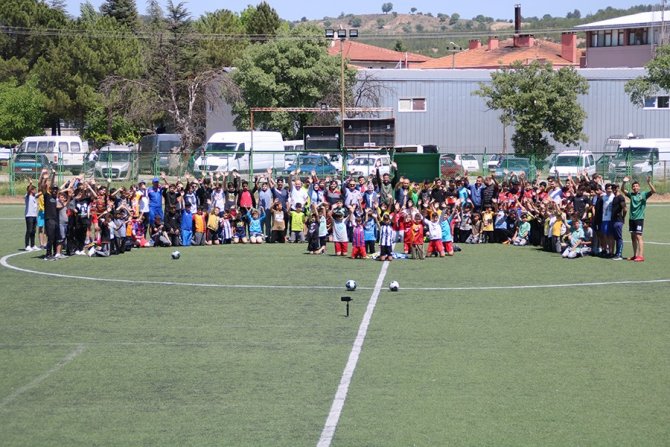Gediz’deki Futbol Turnuvasına İlgi
