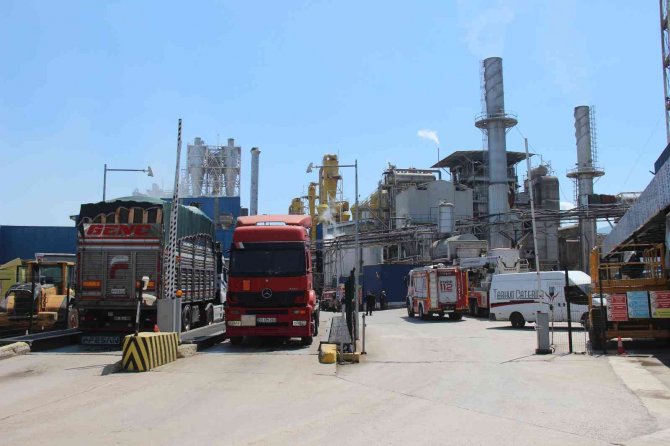 Fabrikada Buhar Kazanı Bakımı Yapıldığı Sırada Patlama Meydana Geldi: 2 Yaralı