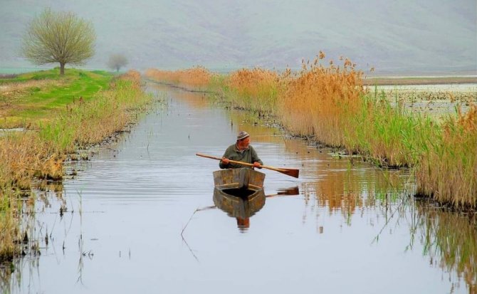 Gavur Gölü’nde Kartpostallık Görüntüler