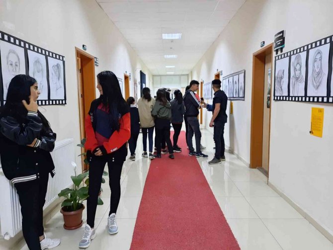 Kars’ta, “Kimler-kimlikler” Resim Sergisi