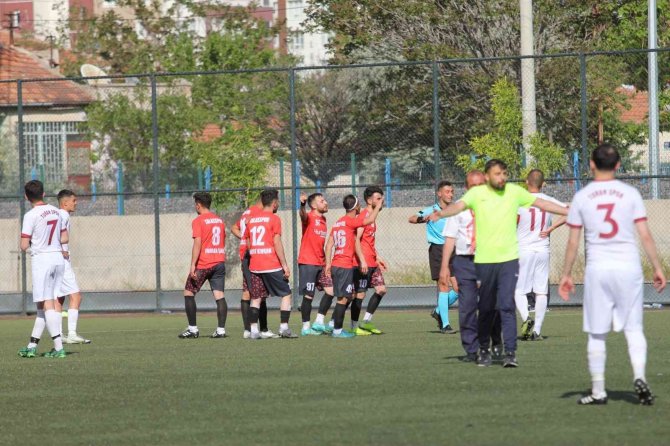 Cuma Uluçay Talasspor - 1966 Turanspor Maçı Yarıda Kaldı