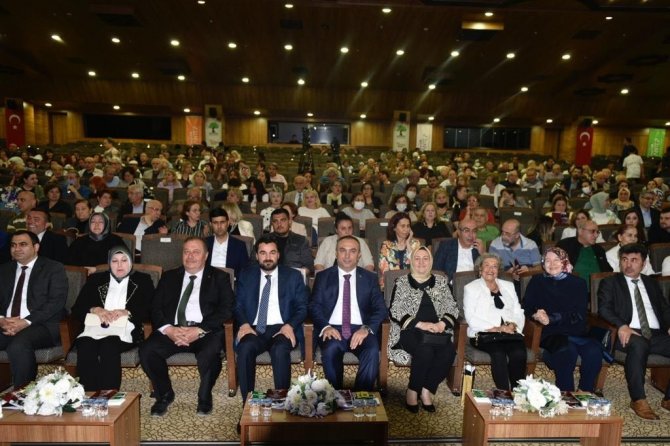 Alaeddin Yavaşca’yı Anma Konseri