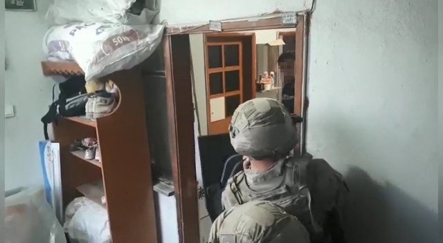 Deaş’ın Bomba Düzeneklerini Hazırlayan Örgüt Mensubu Yakalandı