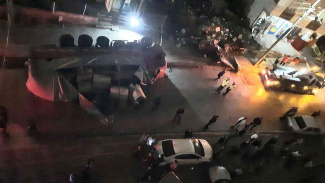 Bir Kişinin Öldüğü 3 Kişinin Yaralandığı Kaza Anı Anbean Kameraya Yansıdı