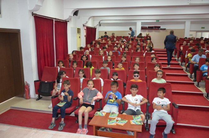 Köyceğizli Öğrenciler “Tinga Ve Dedektifler” Oyununu İzledi