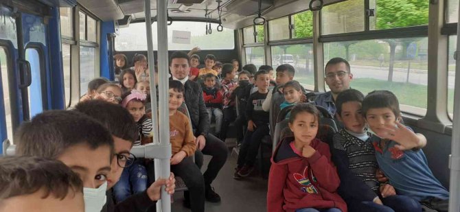 "Sinemaya Gitmeyen Çocuk Kalmasın" Projesi