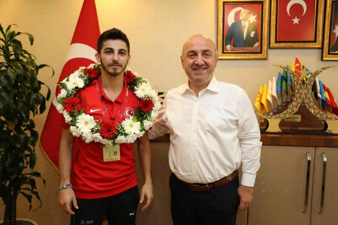 Dares, Milli Takıma Sporcu Yetiştiriyor
