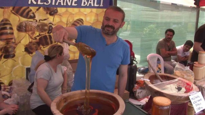 Ümraniye’de Güneydoğu Ve Doğu Anadolu’nun Yöresel Ürünlerine Yoğun İlgi