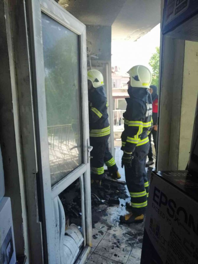 Muğla’da Depo Yangını Korkuttu