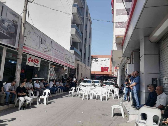 İ̇zmir’e Şehit Ateşi Düştü