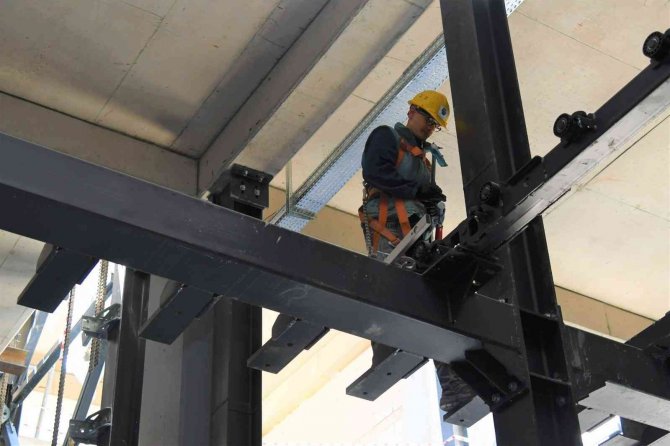 Havza Mekanik Katlı Otoparkı’nın Yüzde 80’i Tamam