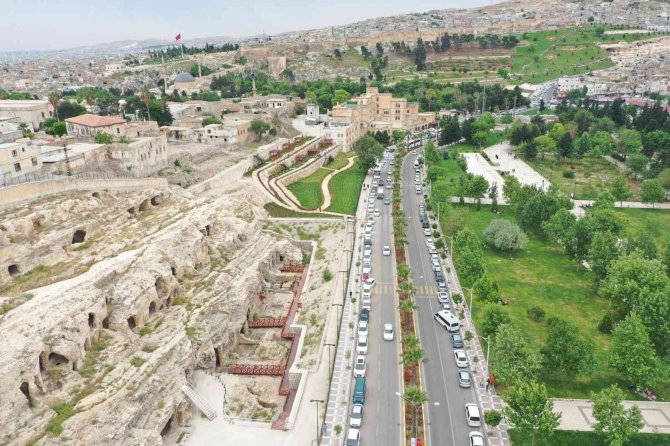 Kızılkoyun Nekropolü’ne Çay Bahçesi Ve Dinlenme Alanları Eklendi