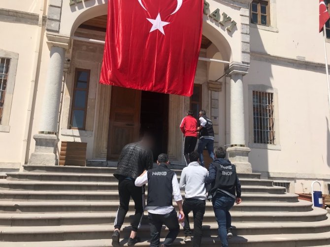 Sinop’ta 3 İlçede Uyuşturucu Operasyonu