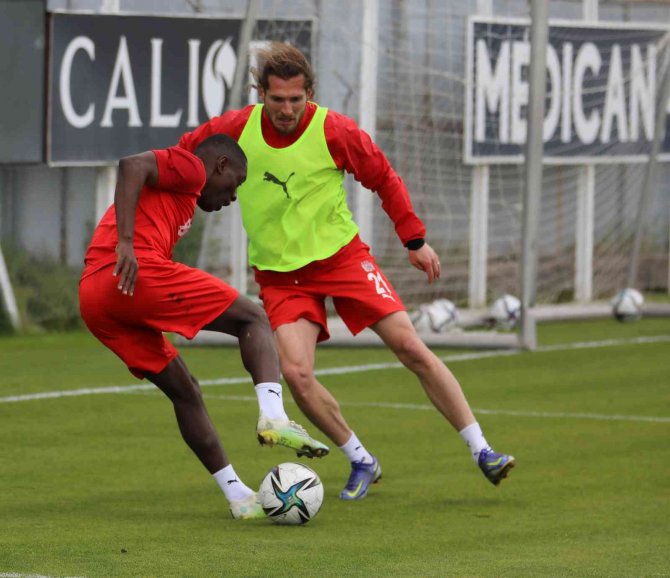 Sivasspor, Finale Hazırlanıyor