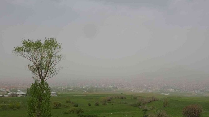 Van Toz Bulutuyla Kaplandı