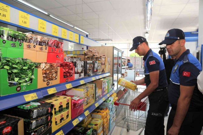 Toroslar Zabıtasından Etiket Denetimi
