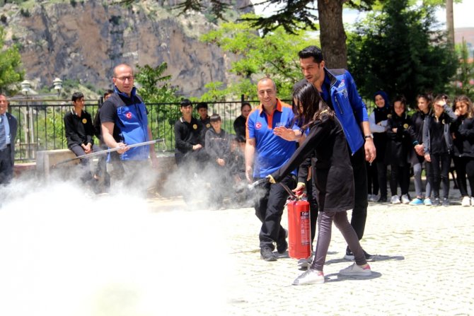 Tunceli’de Deprem Ve Yangın Tatbikatı Gerçekleştirildi