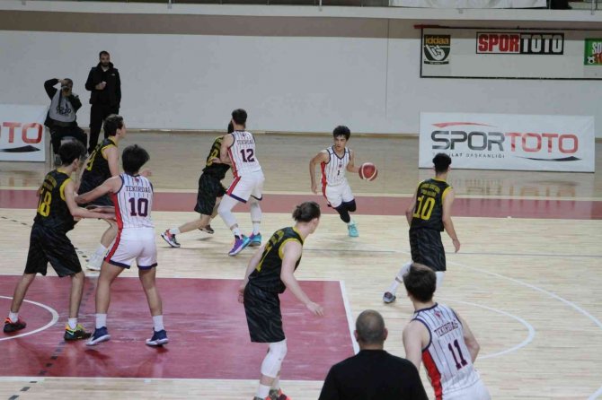 Tredaş Spor U18 Erkek Basketbol Takımı, Türkiye Şampiyonası’nda İz Bıraktı