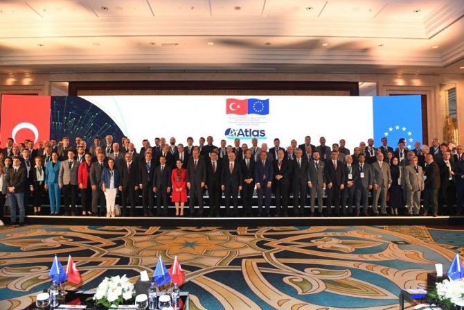 Bakan Karaismailoğlu: “Türkiye’nin Avrupa Birliği’ne Tam Üyelik Sürecinin, Yapıcı Bir Yaklaşımla Teşvik Edilmesi Gerektiğine İnanıyoruz”