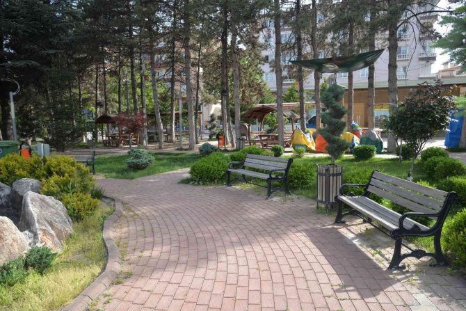 Kahramankazan’da Parklar Cıvıl Cıvıl