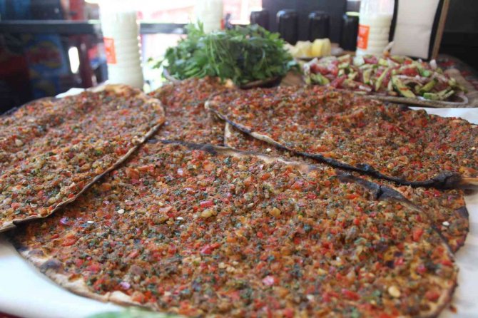 Bodrumdaki Bir Lahmacunun Fiyatına Gaziantep’te 20 Lahmacun Yeniyor
