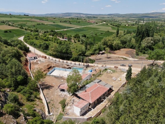 İ̇nönü Yukarı Ilıca Havuz Ve Ilıca Park Piknik Alanında Sona Yaklaşıldı